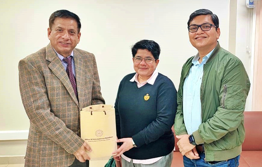 On 𝐉𝐚𝐧𝐮𝐚𝐫𝐲 𝟐𝟗, 𝟐𝟎𝟐𝟓, 𝐏𝐫𝐨𝐟. 𝐕𝐢𝐫𝐞𝐧𝐝𝐞𝐫 𝐊. 𝐒𝐡𝐚𝐫𝐦𝐚 from the 𝐔𝐧𝐢𝐯𝐞𝐫𝐬𝐢𝐭𝐲 𝐨𝐟 𝐌𝐢𝐚𝐦𝐢'𝐬 Department of Chemical, Environmental, and Materials Engineering visited 𝐈𝐈𝐓 𝐊𝐚𝐧𝐩𝐮𝐫. During his visit, he met with [1/1]