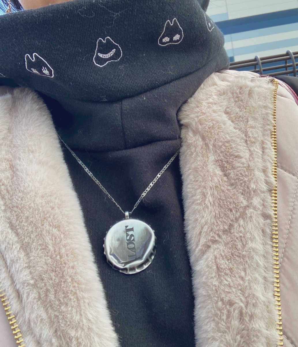 米津玄師王冠ネックレス