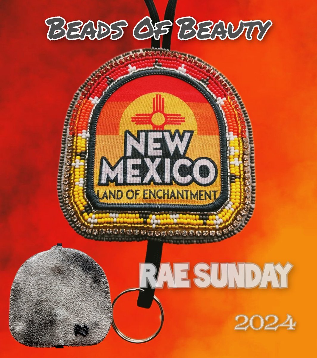 TinySprout4444's tweet image. 🪡Last years work🧵 #nativebeadwork #beadart