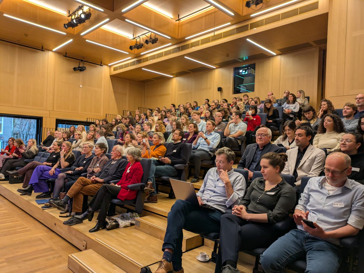 And we're off! <a href="/Stress_NL/">STRESS-NL</a> meeting with a full house.