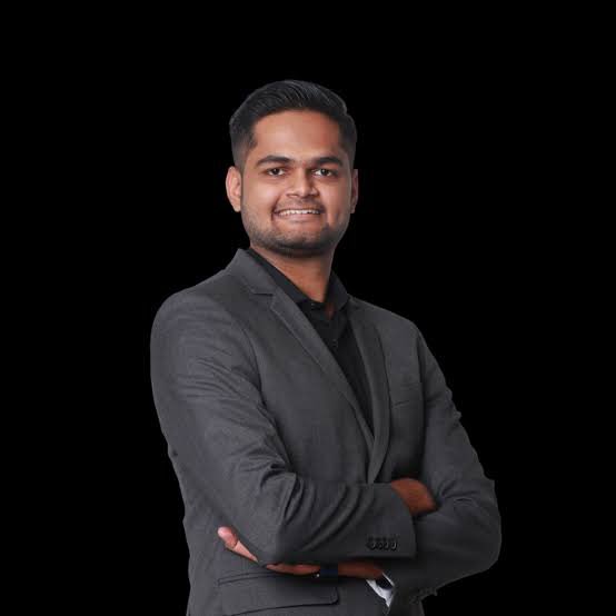AyushSingh1738's tweet photo. Anybody who hates this guy is my friend without an intro https://t.co/y49vAhclcs