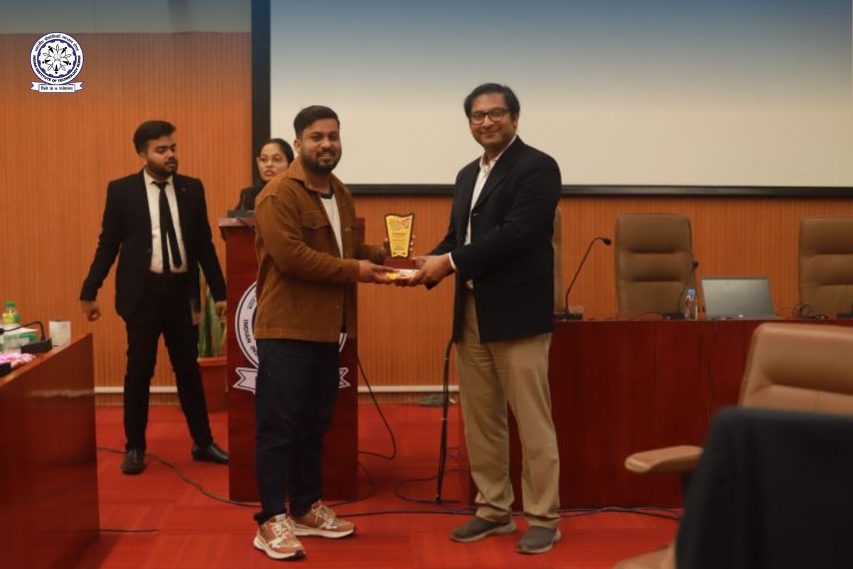 iitrpr's tweet photo. Congratulations to Saiful Wali Khan, PMRF Fellow from the Department of Mechanical Engineering at #IITRopar, for securing the Second Runner-Up in the Poster Competition at 𝐄𝐝-𝐕𝐚𝐧𝐭𝐚𝐠𝐞, 𝐚 𝐜𝐚𝐫𝐞𝐞𝐫 𝐰𝐨𝐫𝐤𝐬𝐡𝐨𝐩 𝐨𝐫𝐠𝐚𝐧𝐢𝐳𝐞𝐝 𝐛𝐲 #MetSoc & @AWaDH_IITRopar https://t.co/diMAzpByf1