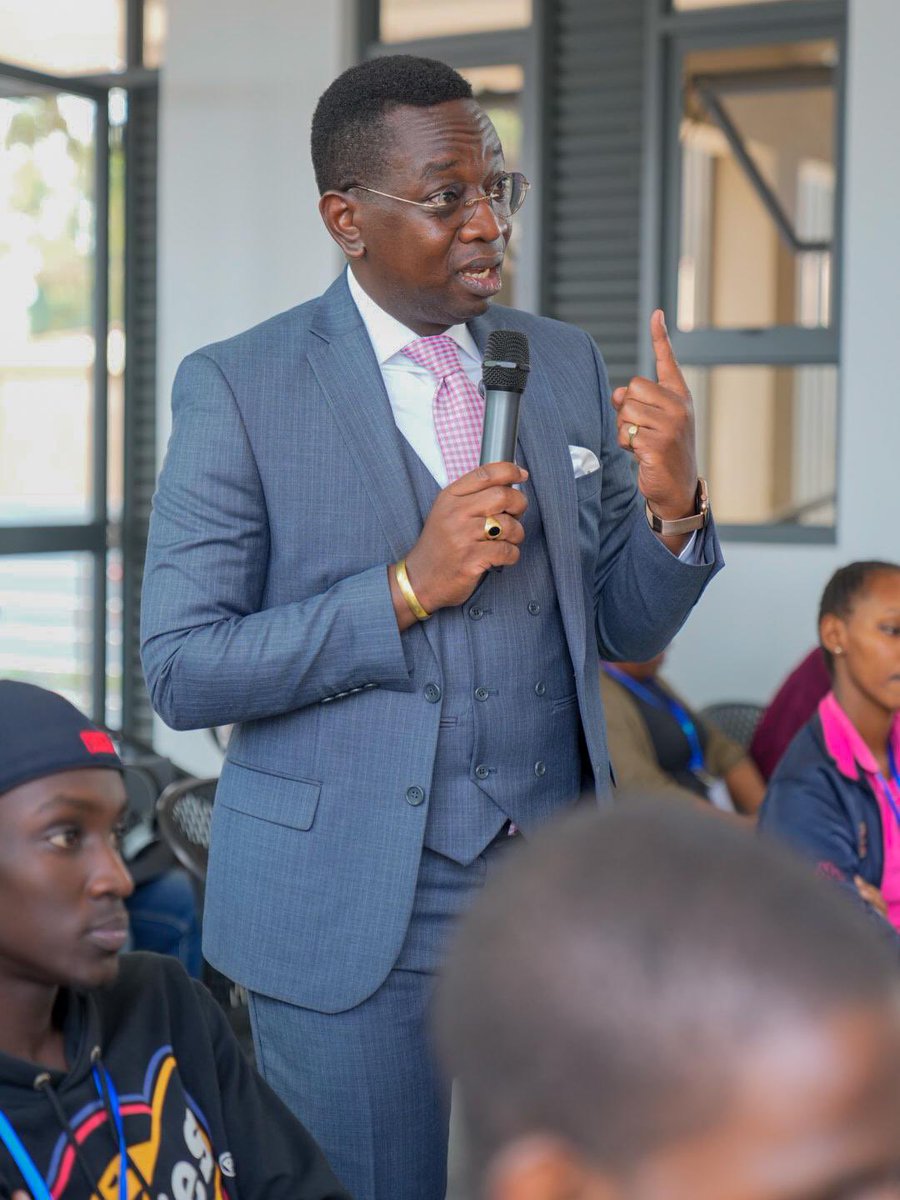 Humphrey Nabimanya (@humnabimanya) on Twitter photo I’m still in awe of yesterday’s <a href="/reachahand/">Reach A Hand Uganda</a> Peer Educators Academy session hosted by <a href="/Kyagulanyi_S/">Sylver Kyagulanyi</a> – a renowned musician, music producer, songwriter, advocate, and Chair of RAHU’s Board of Trustees.
He gave a powerful masterclass on minding our senses – especially those of I’m still in awe of yesterday’s <a href="/reachahand/">Reach A Hand Uganda</a> Peer Educators Academy session hosted by <a href="/Kyagulanyi_S/">Sylver Kyagulanyi</a> – a renowned musician, music producer, songwriter, advocate, and Chair of RAHU’s Board of Trustees.
He gave a powerful masterclass on minding our senses – especially those of