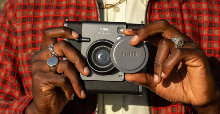 pemmz's tweet photo. Fujifilm Rilis Instax Wide Evo, Kamera Instan Hybrid dengan Sudut Lensa Lebar Pertama di Dunia!

https://t.co/HJVgH55qvO https://t.co/cuhYvhEtAo