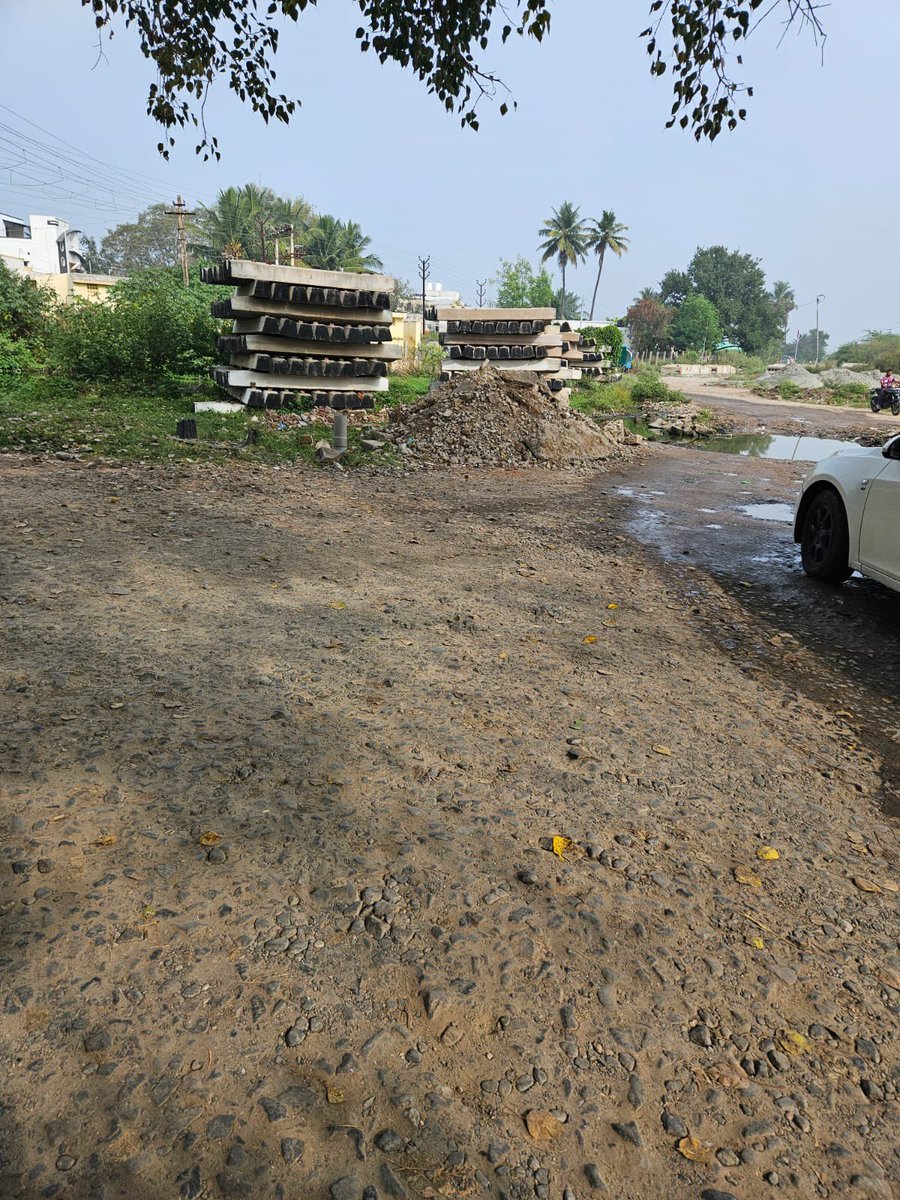 Mustang_dinesh's tweet photo. @TNPWDOffcl @GMSRailway @RailMinIndia
The underpass road beneath the railway track in [Your Location] is in a terrible state due to poor maintenance. Wastewater is flowing on the road, making it impossible to travel safely. 

#SaveOurRoads #TNGovt #PublicSafety #RailwayUnderpass https://t.co/qTvVzqnplB