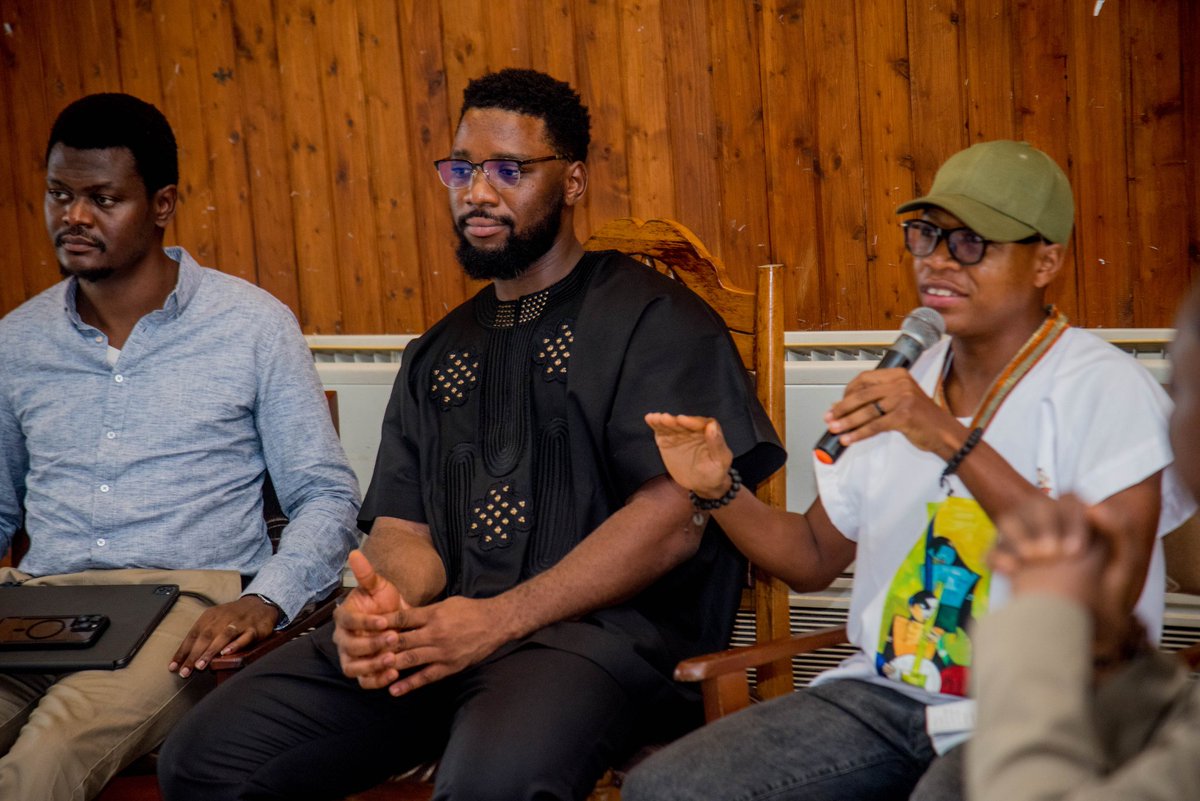Sarafoundations's tweet image. CAP Tech Hub Unilag Conference 2025 – Panel Insights!

Our expert panel shared key advice on thriving in tech:
🔹 Keep learning
🔹 Build strong networks
🔹 Embrace career transitions

Which tip stands out to you? ⬇️

#TechCareers #CAPTechHub #UnilagConference2025