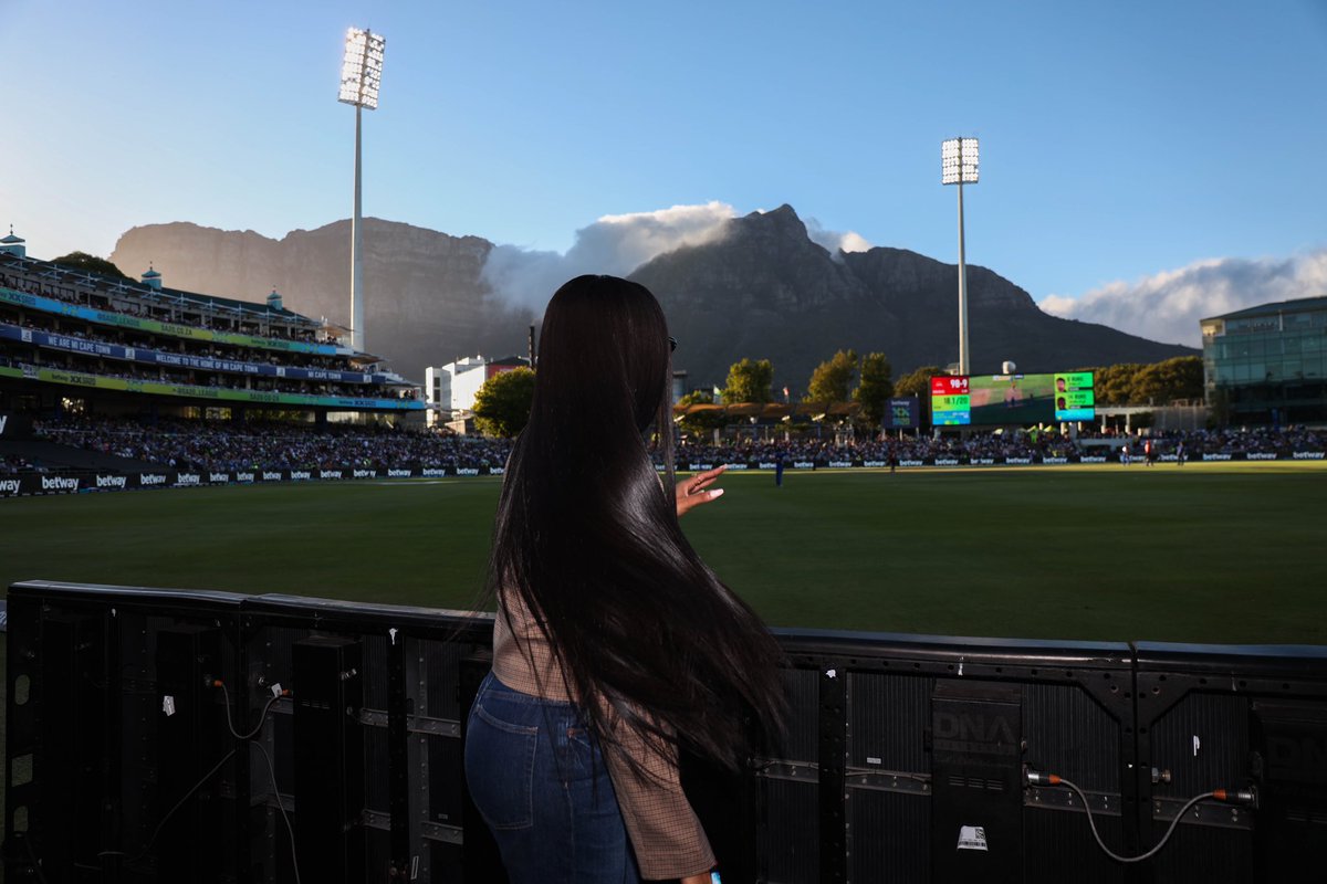 Bonang's tweet photo. …it was kinda incredible. 🥳☺️ Thank you @SuperSportTV. #BetwaySA20 https://t.co/XIByoHXDze