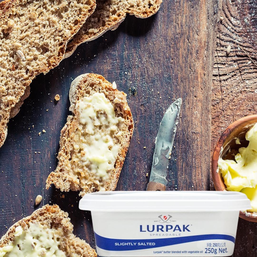 stassenfoods's tweet photo. Spread pure joy every time with Lurpak spreadable!! It doesn't get any better!!

#stassenfoods #butter #lurpak #lurpakbutter #spreadable #bestbutter #unsalted #food #pie #pastry #biriyani #cake #dessert #pancake #cupcake #cookies #flavourful #SpreadJoy #ElevateYourMeal https://t.co/byAn6DNYZZ