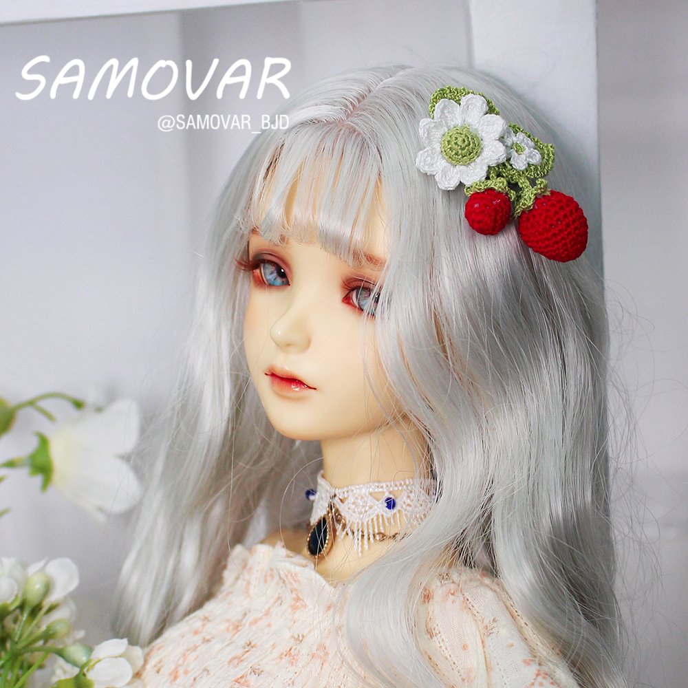 SAMOVAR_BJD's tweet photo. ::선주문 공지::

안녕하세요 사모바르입니다.

2월 1일 낮 12시부터 딸기꽃핀 선주문을 받습니다.

그 외 물품은 본 계정의 DM 혹은 오픈카톡으로 문의해주세요!

많은 관심 부탁드려요~

https://t.co/XWaAodfFXM

#뜨개소품 #솜인형장터 #SAMOVAR #트인덕장터 https://t.co/k1d9IboN9h