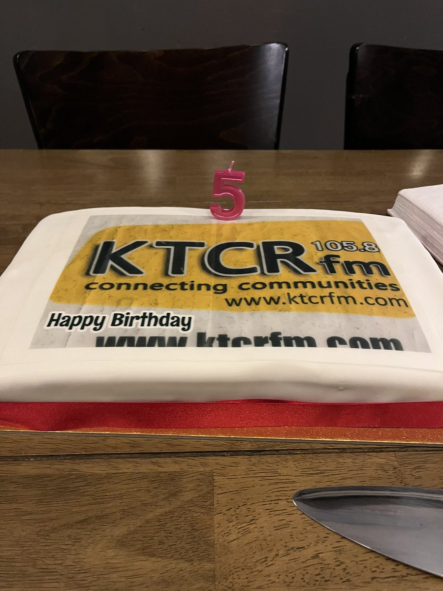 Went to a birthday party last night and I have to say the cake was so nice I had a 2nd slice <a href="/KTCRfm/">KTCRfm</a> a few dodgy presenters were there too