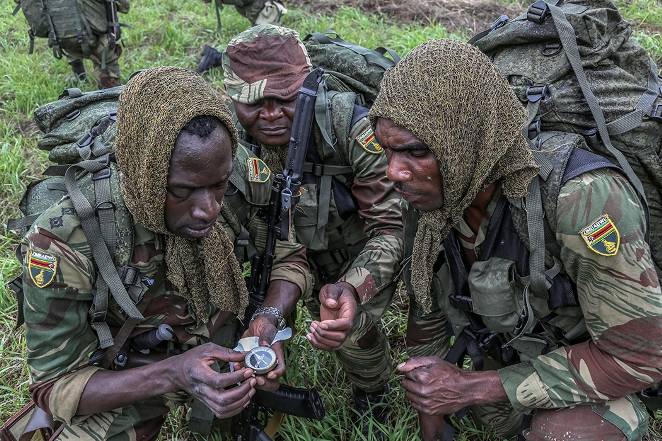 Zimbabweans: ZNA inopedza ma sports ku DRC

ZNA Commander: Okay guys this is  a campus and this is North