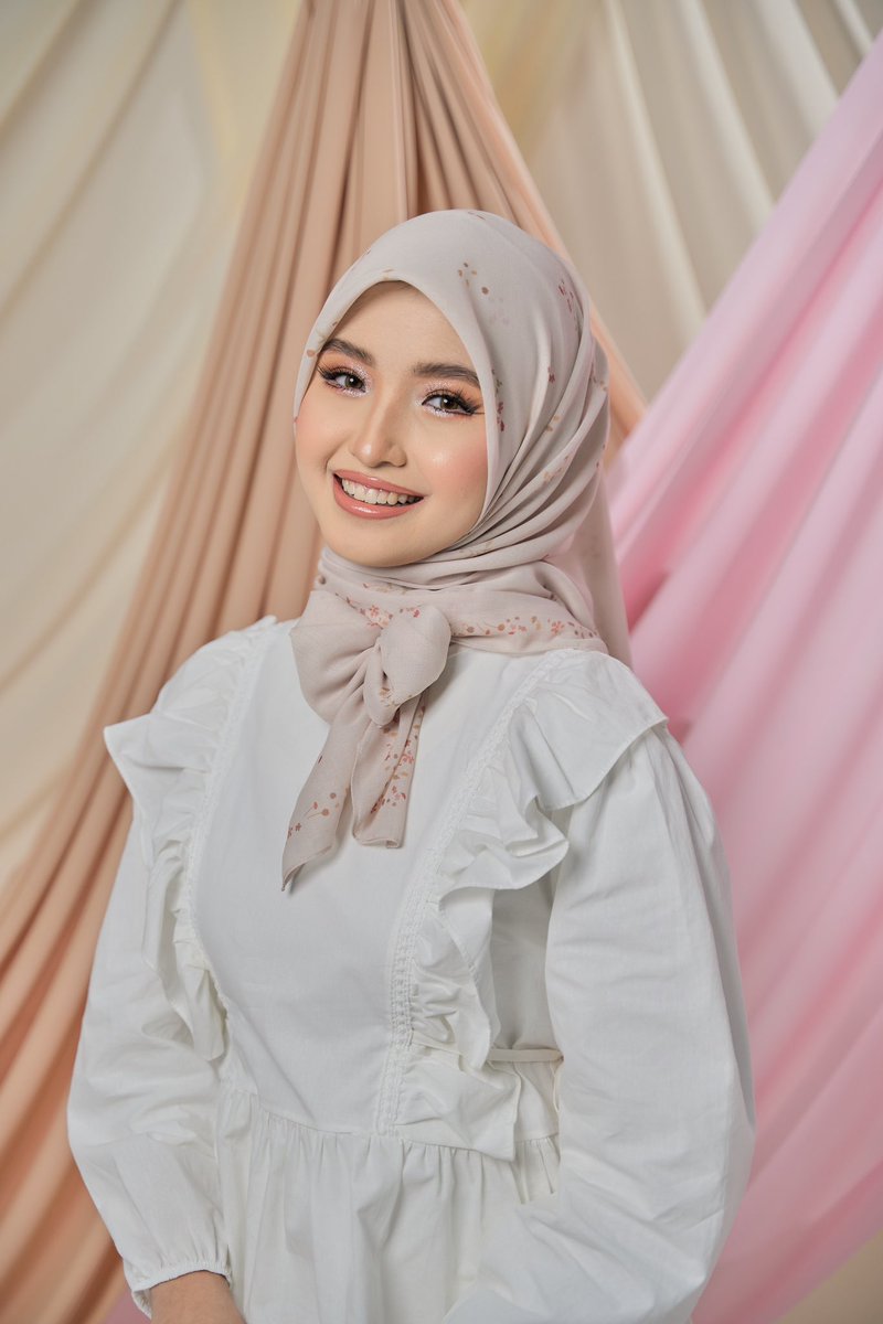 bynrazr's tweet photo. Dah ada tudung raya ke belum tu 🫣 https://t.co/WpiJwNNIOh