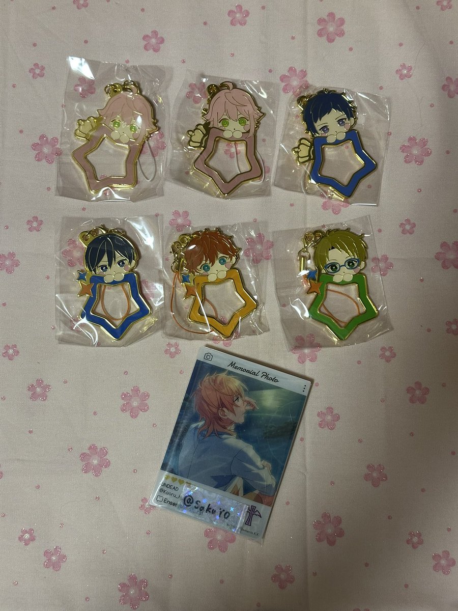 SakuY0's tweet photo. 【交換】あんスタ ミニコレ みにコレ ミニこれ Chararing チャームコレクション

譲▶桃李×2、弓弦、スバル、真、(北斗)

求▶零、凛月、薫、瀬名、司

検索からでもお気軽にお声がけください。
郵送希望
まだ発売されていないものは発売されてからの交換になります。 https://t.co/F6DL3aXEEX