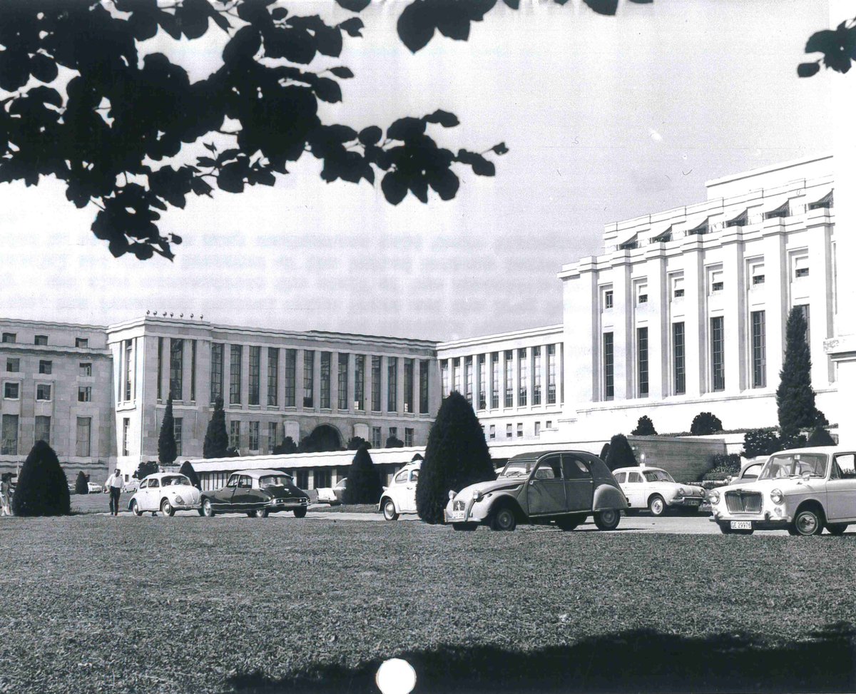 UN Library&Archives Geneva (@unoglibrary) on Twitter photo 🔍 Quizz from our archives! 🧐
📸Can you guess the year this photograph of the #PalaisDesNations, the <a href="/UNGeneva/">United Nations Geneva</a>'s building, was taken?
Drop your answers below! 👇 🔍 Quizz from our archives! 🧐
📸Can you guess the year this photograph of the #PalaisDesNations, the <a href="/UNGeneva/">United Nations Geneva</a>'s building, was taken?
Drop your answers below! 👇