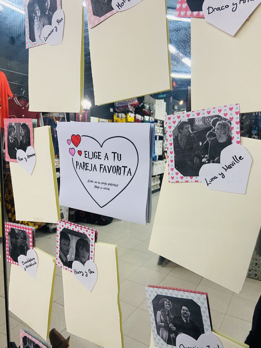 Nuestros “Callejones” comienzan a prepararse para #SanValentin. Hoy os traemos a #CallejonSantiagon que tiene preparado para ti un rincón muy especial, y packs exclusivos para celebrar el amor 🩷

#diadelamor #amor #love #allyouneedislove #REINOdejuguetes