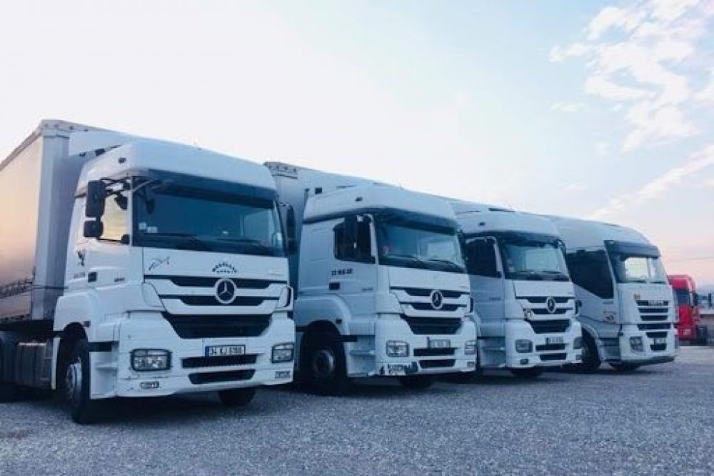 Nakliyeciler, zamlara isyan etti: “Yol olsun, köprü olsun, otoban olsun, mazot olsun yetiştiremiyoruz”