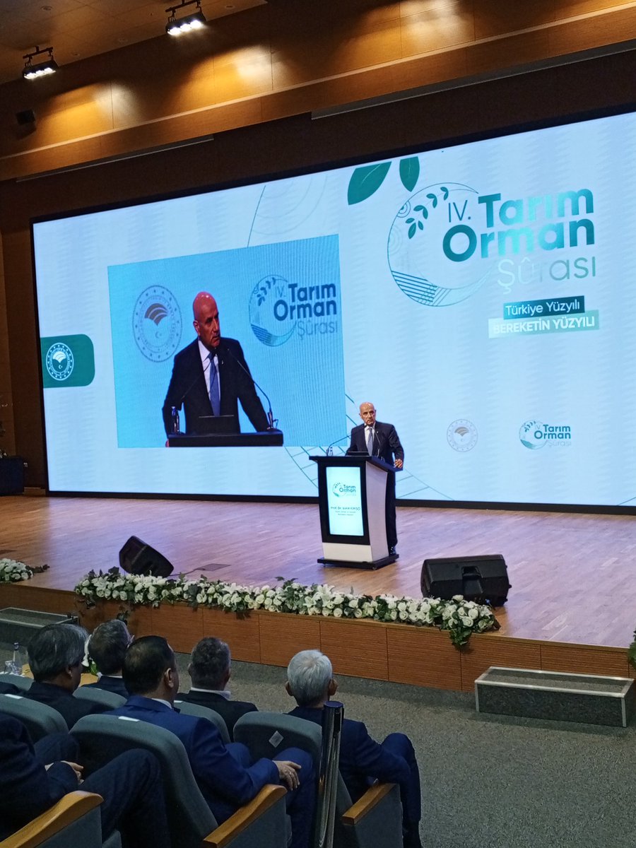 Cevrecienerji's tweet photo. Tarım ve Orman Bakanlığı"nın davetlisi olarak 4. Tarım ve Orman Şurası Hazırlık Çalıştayı'ndayız. 
Tarımsal Yapıda Etkin Dönüşüm Çalışma Grubu'nda faaliyet göstereceğiz. 
@TCTarim #tarım #enerji https://t.co/1P3GxuJESf