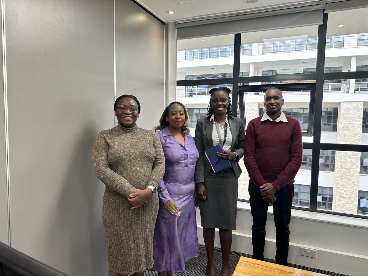 frkenya_chamber's tweet photo. Yesterday’s Legal Hot desk was a success 🤝, with @CDHLegal ’s top experts guiding businesses through key legal concerns ⚖️. Attendees got personalized advice on; employment law reforms, tax &amp; immigration obligations, labor law compliance and corporate governance 💼
#LegalDesk https://t.co/cu17gYPA38