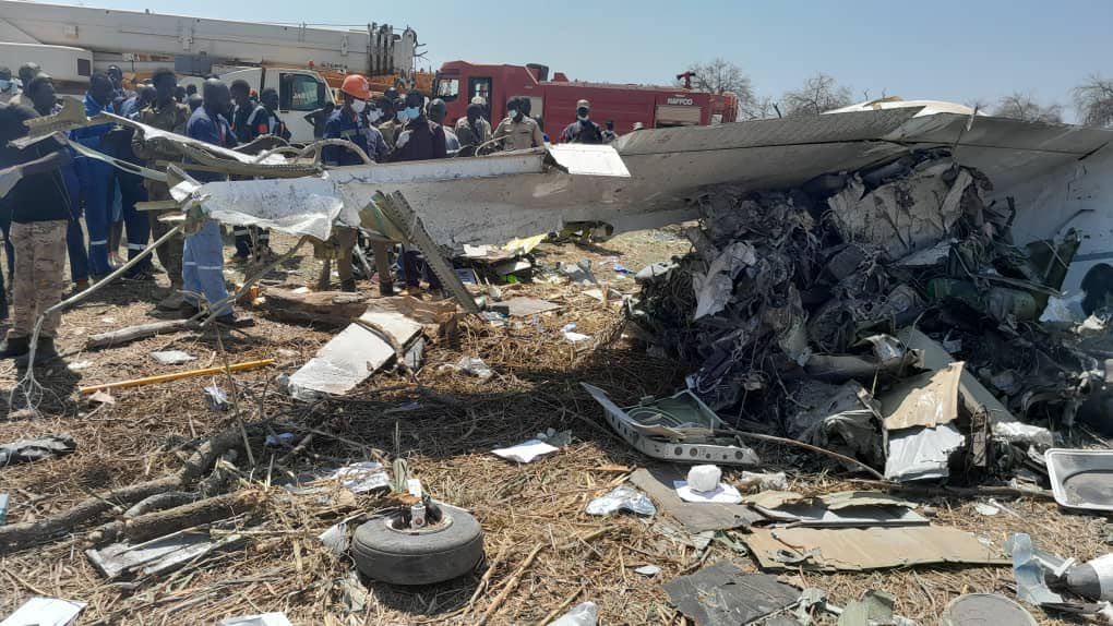 AeroGazette's tweet photo. 🔴 Crash d’un Beechcraft 1900D au Sud Soudan - 29/01/2025
🔸L’avion transportait 19 pax et 2 pilotes et s’est écrasé moins de 10 min après son décollage du terrain pétrolier d’Unity (Juba)
🔸1 à 3 survivants auraient été sauvés
🔸Le #B1900 appartenait à la compagnie Light Air Services et opérait un vol pour la société pétrolière GPOC