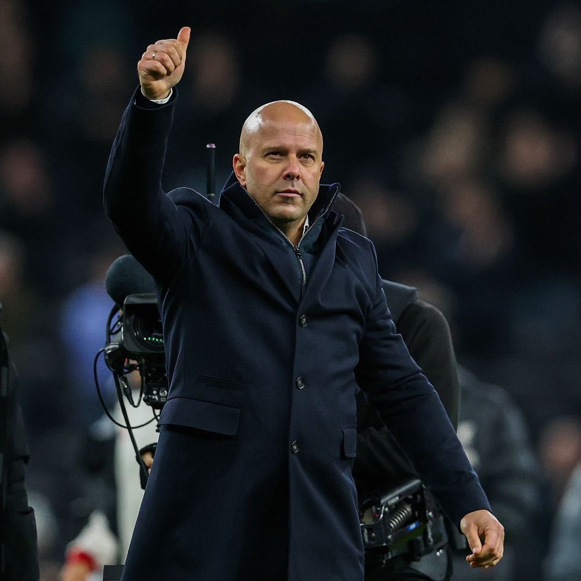 🚨 Arne Slot on Liverpool plans: “In the background, we are working on strengthening the squad for the summer”.

“That would mean that for the upcoming years, we will be able to challenge for every trophy we are playing for”, told BBC.