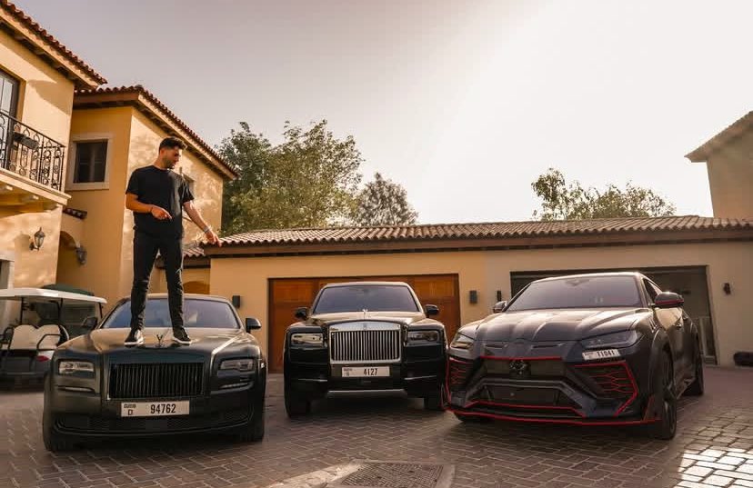 Couple of cars I dont drive and crib I haven’t even been