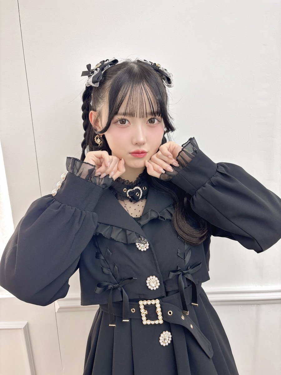 momonamatsumoto's tweet image. ぽやすみなさい🌙* :ﾟ

🎀 #ぽしのおしらせ

だいすきな @ROJITA__jp さんの
『2025 Spring Collection』モデルに就任しました🩷ᩚ

みんなのおかげで2024Summer Collection、AWのモデルさんから続けさせて頂けて幸せです💕

春も可愛いをたくさんお届けします🌸
ぜひお迎えしてくれたら嬉しいです🫶🏻…