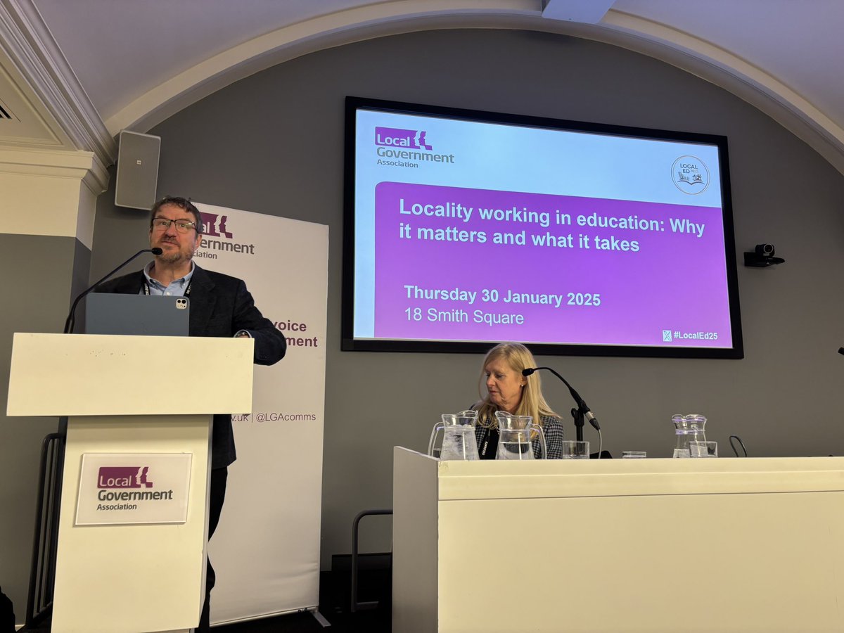 Steve Kay (@stevekayfrsa) on Twitter photo Listening to <a href="/TobyGreany/">Toby Greany</a> and Susan Cousin taking us through the evaluation of <a href="/LocalEDProject/">LocalED</a> at <a href="/LGAcomms/">Local Government Association (LGA)</a>
Examining four key areas:
Shared commitment to locality
Leadership and Governance
Sustainability
Clarity of partnership focus
#LocalEd25 Listening to <a href="/TobyGreany/">Toby Greany</a> and Susan Cousin taking us through the evaluation of <a href="/LocalEDProject/">LocalED</a> at <a href="/LGAcomms/">Local Government Association (LGA)</a>
Examining four key areas:
Shared commitment to locality
Leadership and Governance
Sustainability
Clarity of partnership focus
#LocalEd25