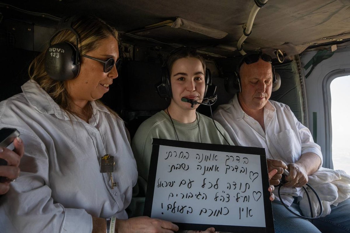 HenMazzig's tweet image. Agam Berger on the way to the hospital with her parents 💜

"I chose faith, and returned through faith. Thank you to the whole Israeli nation and the heroic IDF soldiers. There is no one like you in the world!"