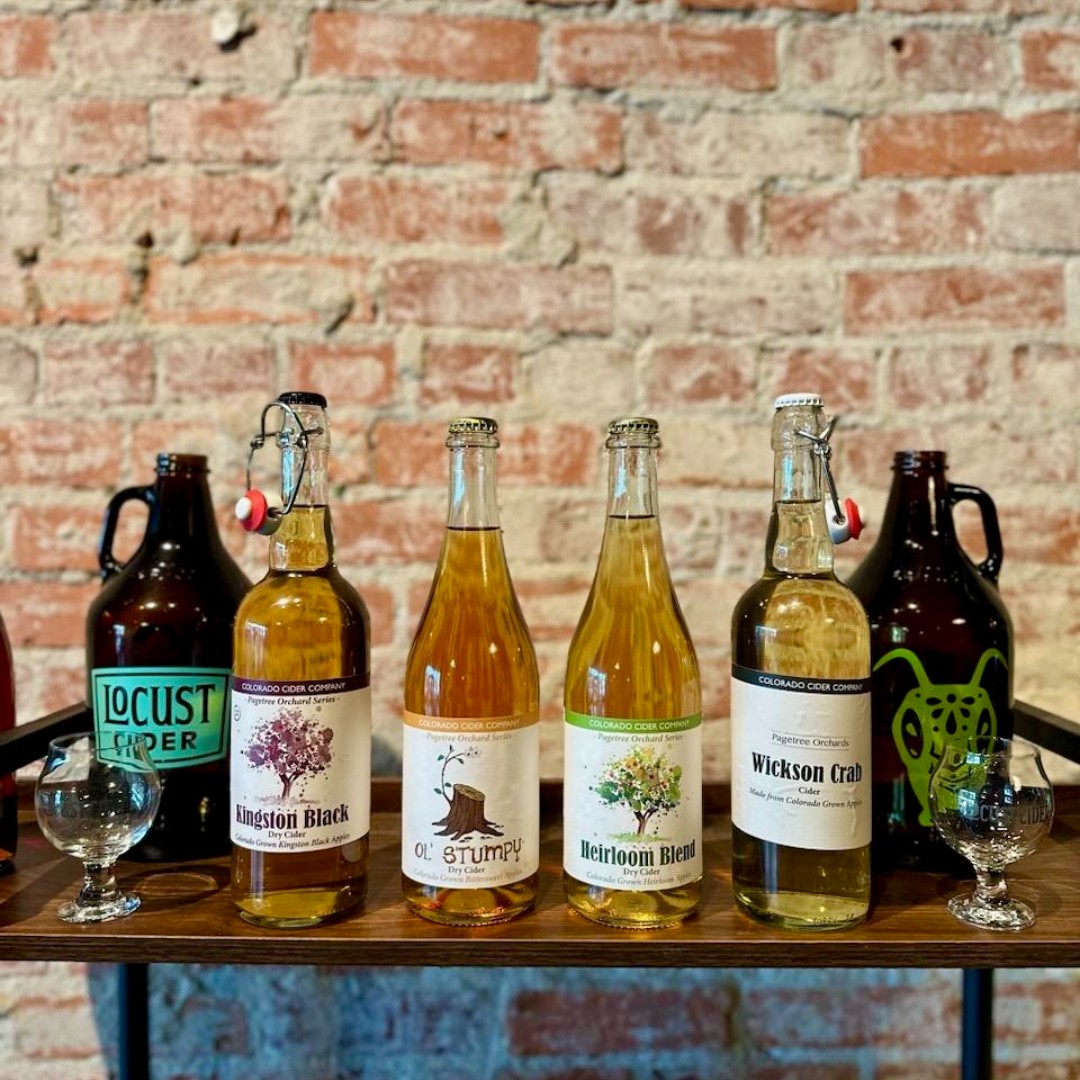 Offers abound in our app! This week we have discounts on growler and grunt fills for all in the Swarm Club and those who are not, now thru Sunday. And our bottle sale continues (with an even steeper discount this week) through this Friday 1/31... but only if you have the app!📱