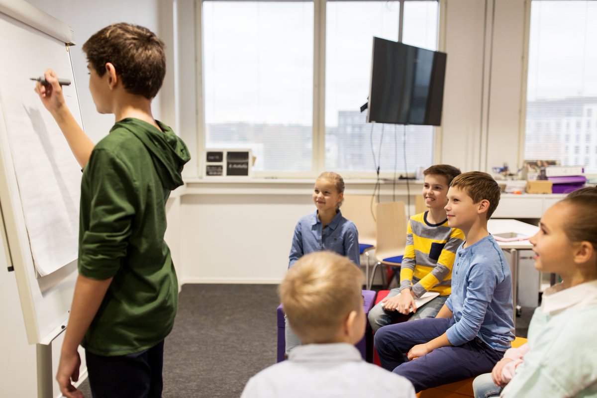 tlctriangle's tweet image. Learning by teaching! 📚 
Peer teaching boosts confidence and reinforces knowledge.

.
.
.
#teachingideas #trianglelearningcenter #playschoolactivities #kids #learning #preschool #kindergarten #kindergartenteacher