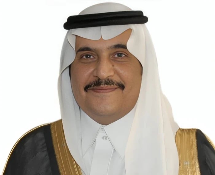 كانت تربط والدي علاقة صداقة ومودة مع الأمير الراحل صاحب السمو الملكي الأمير محمد بن فهد بن عبدالعزيز آل سعود عندما كان أميراً للمنطقة الشرقية وبحكم أن والدي كان لديه زرع في المنطقة الشرقية نشأت هذه الصداقة ويشهد الله أن والدي كان يثني عليه ثناء يفوق الوصف في خلقه وتواضعه وثقافته