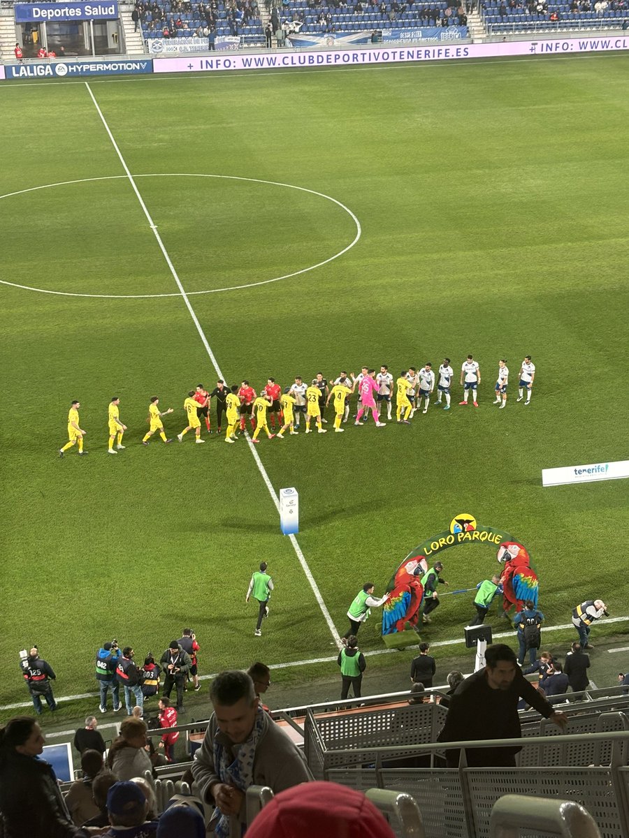TodoGolesRadio's tweet photo. 🏟️ ¿Quieres acudir el domingo al Heliodoro a presenciar el @CDTOficial -@AlbaceteBPSAD?.

🎟️🎟️ Sorteamos ENTRADAS DOBLES.

👇🏼👇🏼 Sigue nuestra cuenta y repostea aquí. https://t.co/97L6R5CZj8