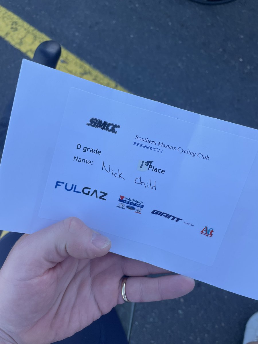 NJC_Commentator's tweet image. Absolutely delighted to get the Golden Sixty colours back in the winners enclosure! 🤍💙💛🥇

SMCC | D Grade 🥇| Sandown 

Mostly a solo breakaway before sprinting for the win! ☺️

Felt very good! 
Thanks @SouthernMasters 

#852Cycling 🇭🇰 | #Australia