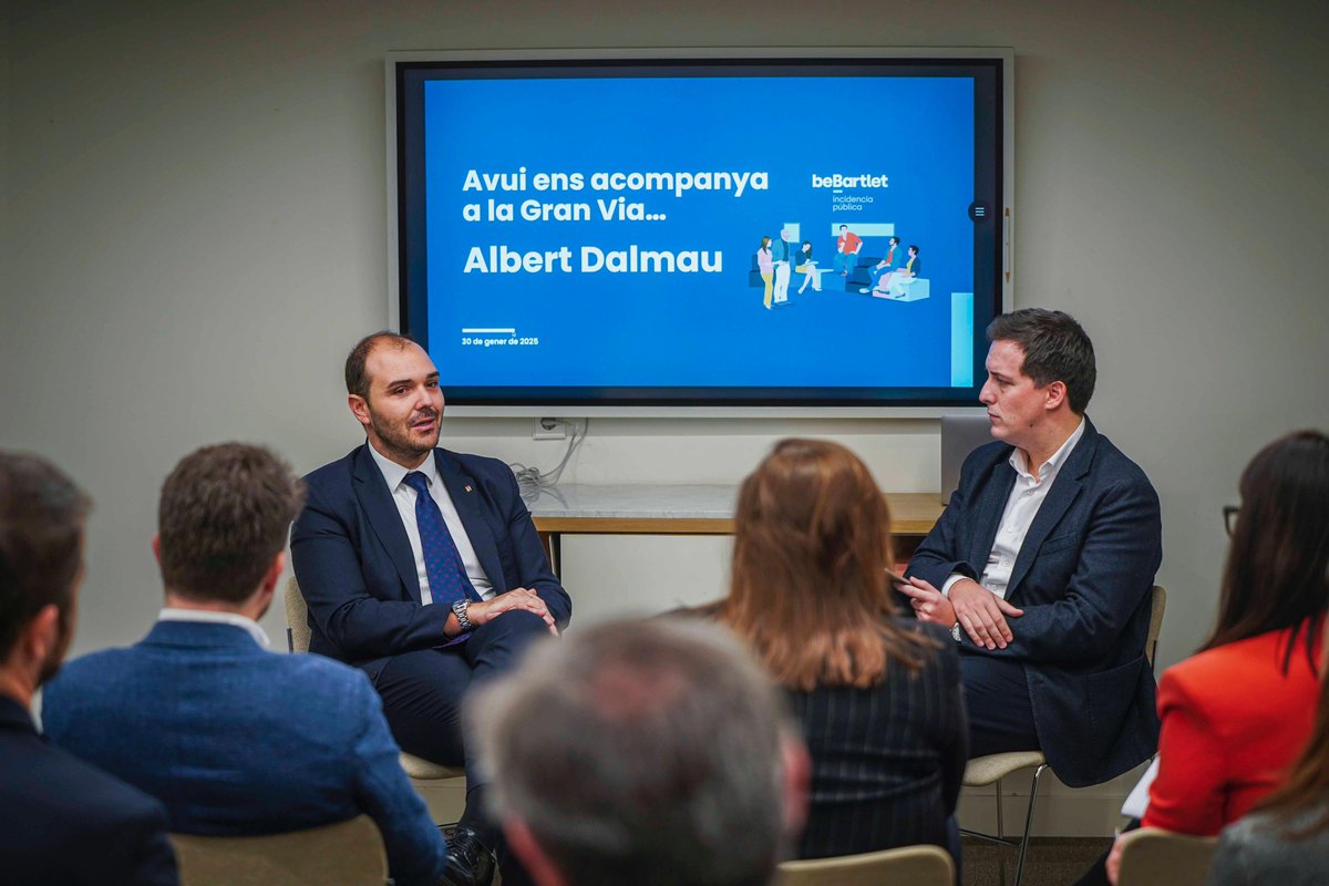 📍Hoy con <a href="/AlbertDalmau/">Albert Dalmau Miranda</a>, conseller de la Presidència de la Generalitat de Catalunya, en nuestra sede de Barcelona.