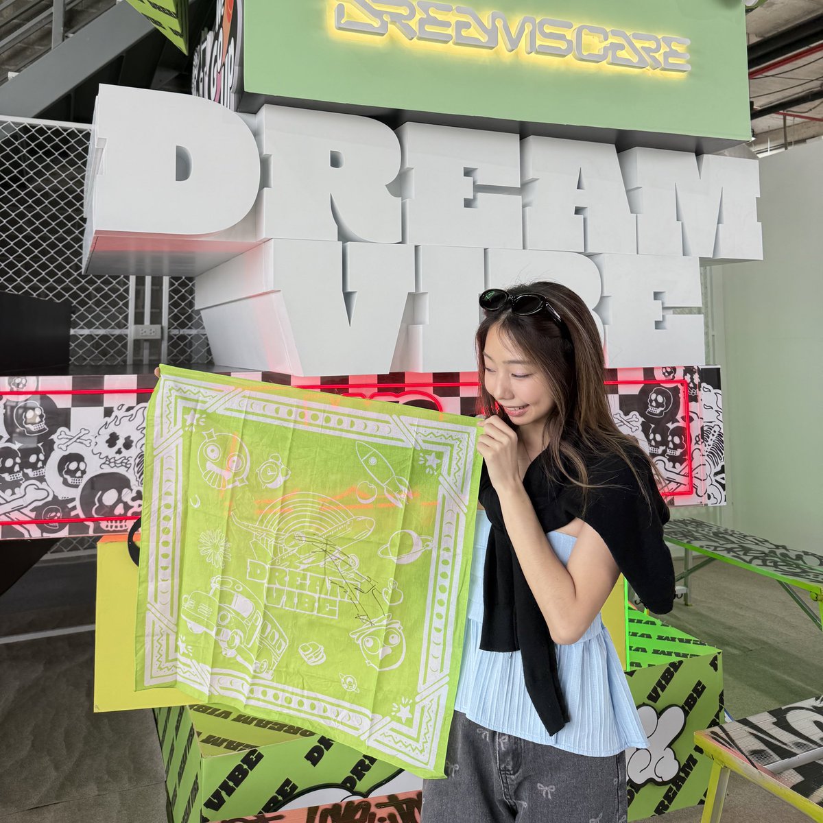 _xoloves's tweet photo. คนไทยคนแรก🥹 ขอบคุณน้องเล่อที่รักแม่นะคับ 1500ที่คุ้มที่สุดในชีวิต😭💚 #NCTDREAM_DREAMVIBE https://t.co/eLUckcgGf7