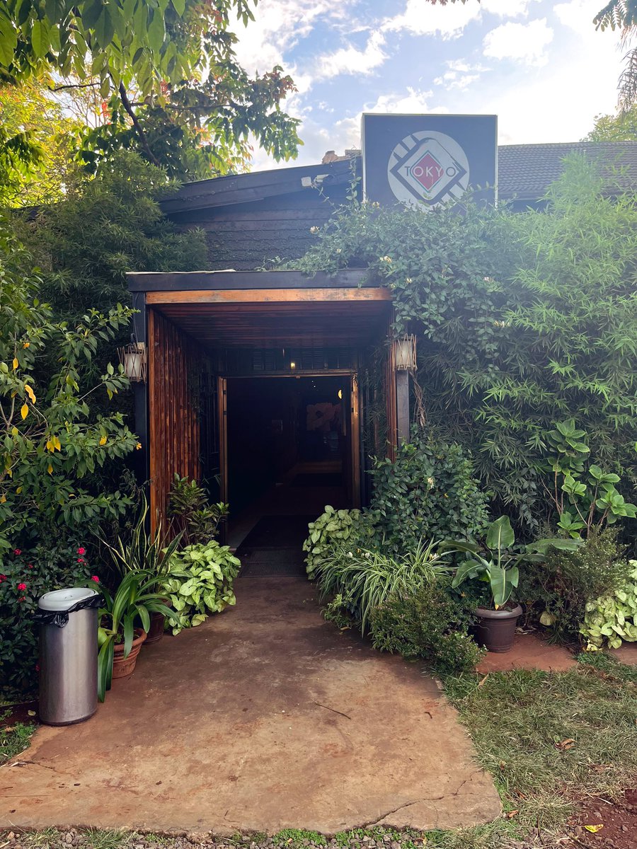 dodmichaela's tweet photo. 📍𝙏𝙤𝙠𝙮𝙤

Tokyo is a Japanese restaurant located in the Lavington area. It’s such a nice spacious place with both indoor and outdoor seating surrounded by lush greenery. #nairobieats https://t.co/kWfEruovV9