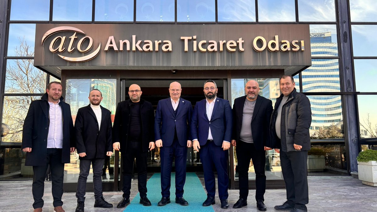 Ankara Ticaret Odası (@atokurumsal) on Twitter photo Ankara Ticaret Odası Yönetim Kurulu Başkanı <a href="/GurselBaran/">Gürsel Baran</a>, ATO'nun Kreatif Endüstriler ve Markalaşma Özel İhtisas Komisyonu Başkanı Berat Kuzu ve beraberindeki Komisyon Üyeleri ile bir araya gelerek çalışmaları hakkında bilgi aldı.
<a href="/beratkuzu/">Berat KUZU</a> Ankara Ticaret Odası Yönetim Kurulu Başkanı <a href="/GurselBaran/">Gürsel Baran</a>, ATO'nun Kreatif Endüstriler ve Markalaşma Özel İhtisas Komisyonu Başkanı Berat Kuzu ve beraberindeki Komisyon Üyeleri ile bir araya gelerek çalışmaları hakkında bilgi aldı.
<a href="/beratkuzu/">Berat KUZU</a>