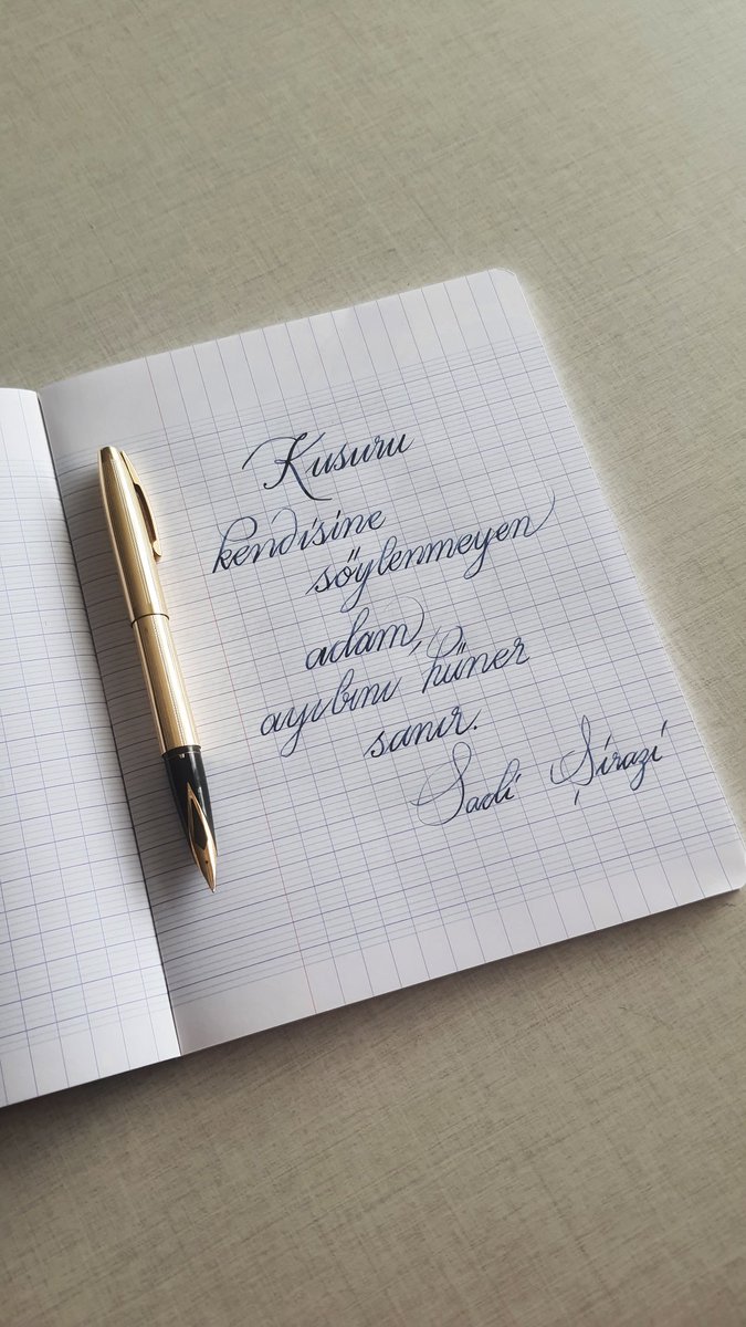 ktinte's tweet photo. Kalem: Sheaffer İmperyal
Defter: Clairefountaine Seyes
Mürekkep: Parker Quink
#sheaffer #parker #seyes #Quink #imperyal #clairefountaine
#Kaligrafi #kelime #kaligrafisanatı #kalem #insan
#akış #yazı #yazmak #elyazısı #dolmakalem #sadişirazi #kusur #ayıp #hüner https://t.co/TUUy9qnPyE