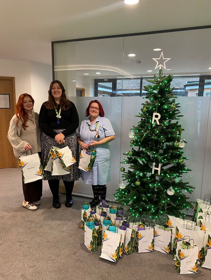 Rowans Hospice tweet media