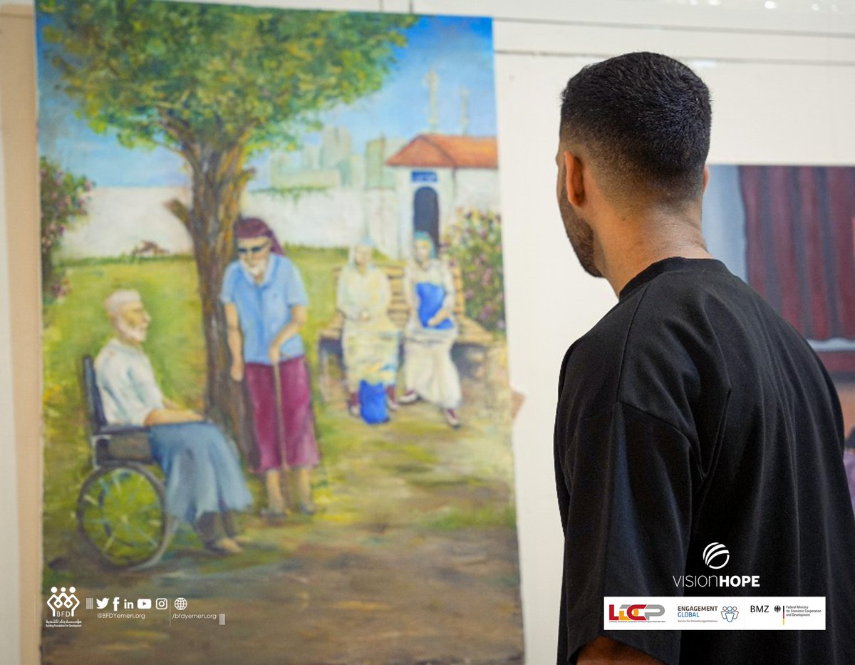 Bfdyemen's tweet photo. 🎨✨ Closing of the Art Exhibition: A Celebration of Creativity ✨🎨
The exhibition showcased exceptional artworks by winning students from Aden, Lahj, and Hadramout, celebrating creativity, peace, and artistic excellence.
#LDCP
@Bfdyemen
@BMZ_Bund
@VisionHopeInt https://t.co/54HjvN8D38