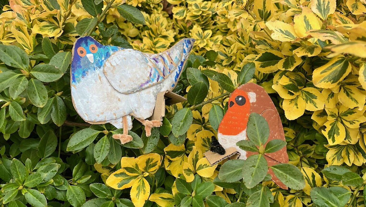 Do you know any crafty critters?🐦

Join us in February half term to make a cardboard bird sculpture! Or maybe story telling discs are more up your street?

Check out our full week's programme 👉buff.ly/3E5HF18

@visitsalford #ordsallhall #salfordschoolholidays