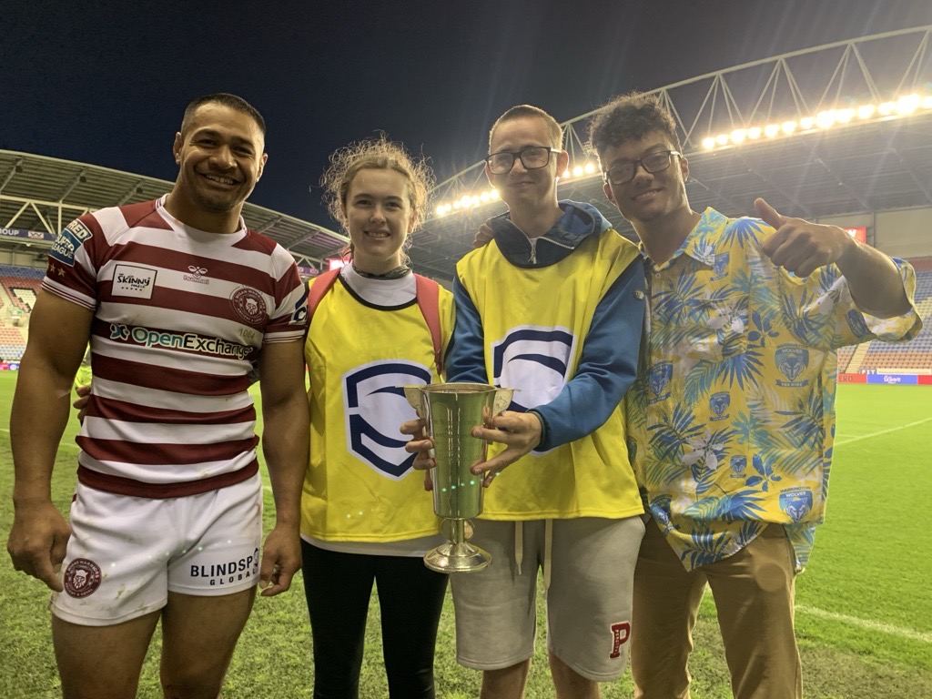 Community Integrated Care (@comintcare) on Twitter photo 🤾🏉 Former Rugby League star, Willie Isa, a founding ambassador of our Learning Disability Super League, has recently announced his retirement from <a href="/TheRFL/">Rugby Football League</a>
We'd like to thank Willie for inspiring our people, supporting our <a href="/LDSuperLeague/">Learning Disability Super League</a>, and we wish him all the best 🙌 🤾🏉 Former Rugby League star, Willie Isa, a founding ambassador of our Learning Disability Super League, has recently announced his retirement from <a href="/TheRFL/">Rugby Football League</a>
We'd like to thank Willie for inspiring our people, supporting our <a href="/LDSuperLeague/">Learning Disability Super League</a>, and we wish him all the best 🙌