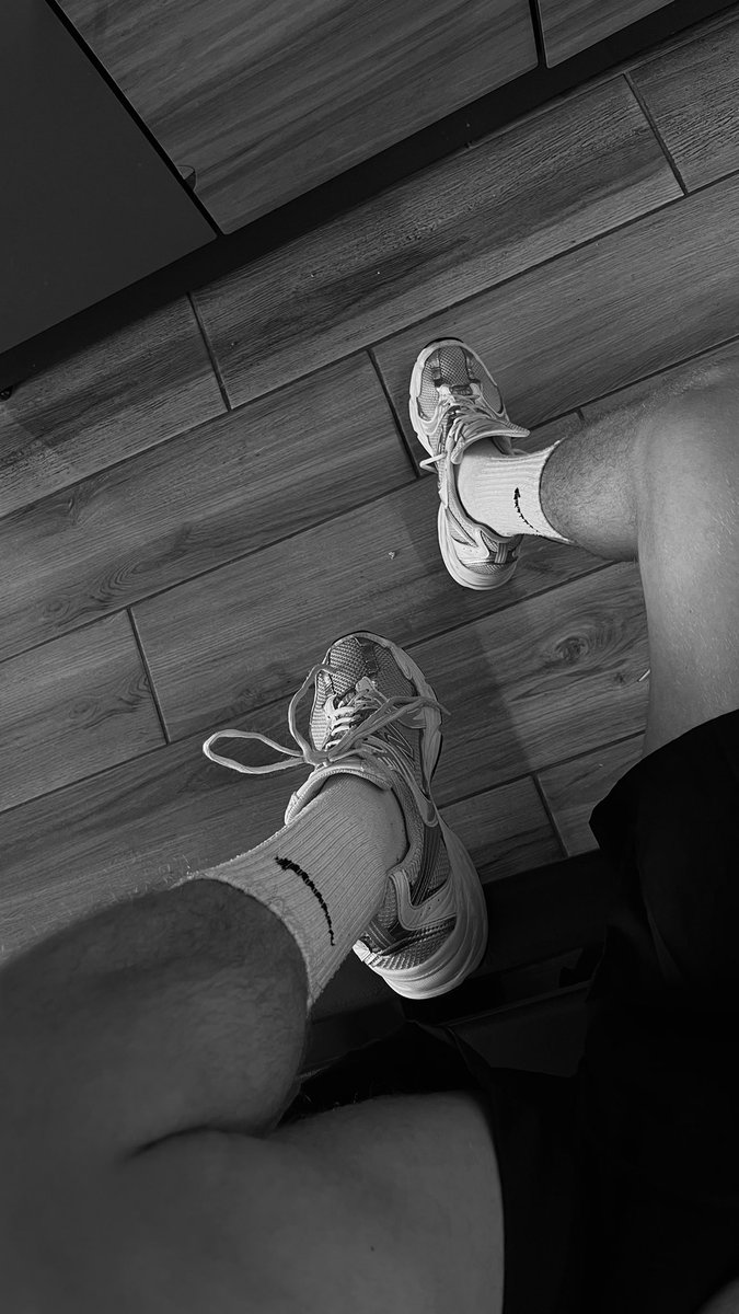 iosilli's tweet image. 