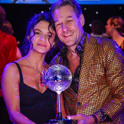 CareTalkMag's tweet image. 💃🕺 Fab-u-lous! Charity dance contest raises £80,000 with support from care home provider! 🎉👏  - bit.ly/4hfftrv

@ForestHolme

#Charity #DanceForACause