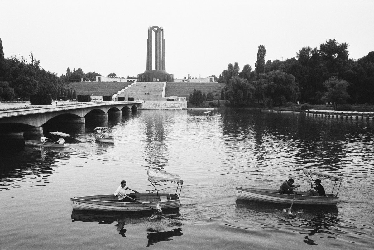 Im Dezember 2024 wurden Rumänien-Bildern aus verschiedenen Beständen bearbeitet... 
Heute im #Blog #Crowdsourcing #SieWusstenMehr
DOI