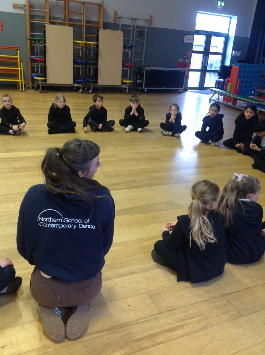 MNA_Year3's tweet photo. NSCD PE. Children have been bringing their rainforest topic to life through their PE lessons with Northern school of dance. Children enjoyed making the layers of the rainforest through movement and direction this week! @morley_newlands https://t.co/o8nH8o2GCp