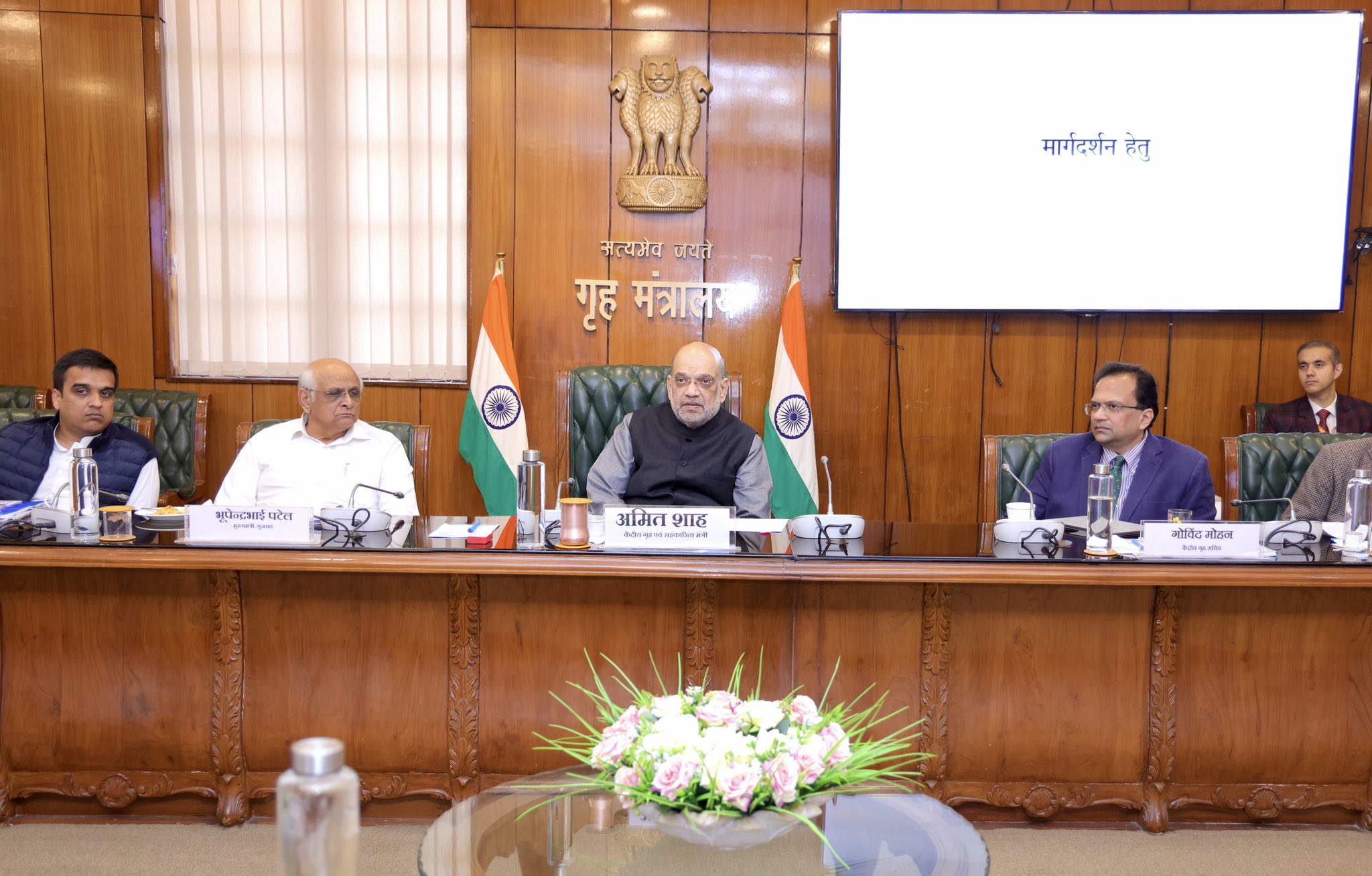 Gujarat govt shall ensure implementation of new criminal laws in all commissionerates by April 30: Amit Shah