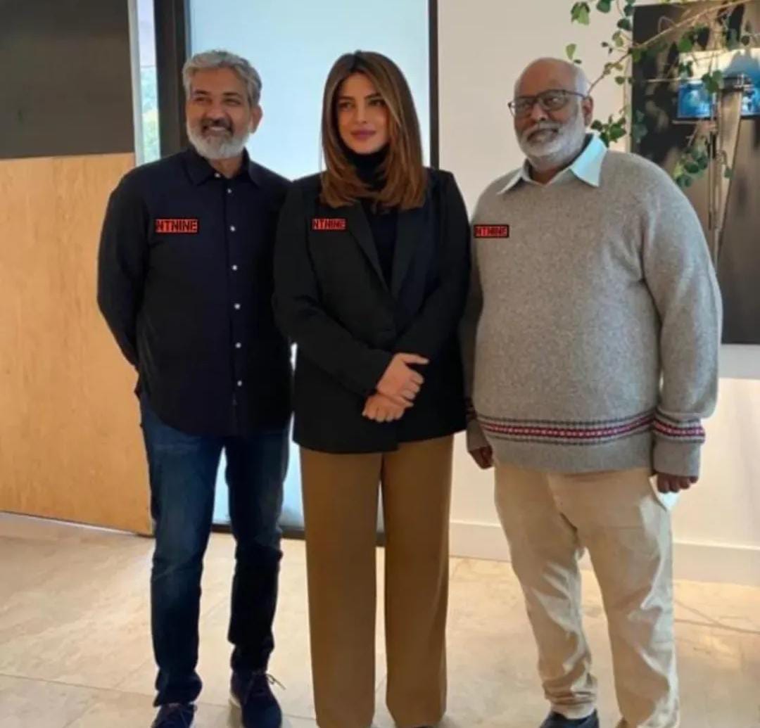 Officially confirmed: #PriyankaChopra is on board for #SSMB29! 

#MaheshBabu #Rajamouli