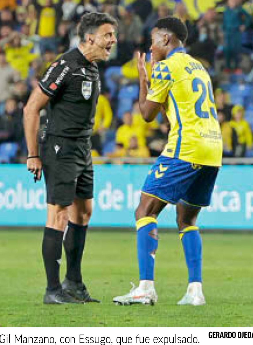 <a href="/PavelFdez/">Pável Fernández</a> <a href="/MovistarFutbol/">MovistarFútbol</a> La mala educación es muy fea. Se debe de sancionar . Sobre todo cuando el q se equivoca amenaza. La primera amarilla es falta de Budimir. Q es quien se desliza al suelo e impacta contra el..pero oye biennnn tres partidos al de Las colonias.... Q se jodaaaa .