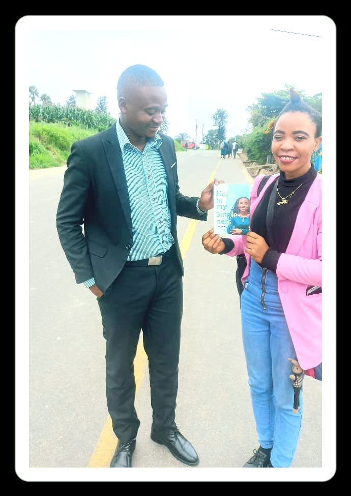 favour_umar's tweet image. If time flies, what means of transportation does it use? An aeroplane or a bird? I can't believe that my book is 5 years and some months old, but it's still relevant and changing lives. Thanks for buying it yesterday. 
#hopeinsinglenessbook